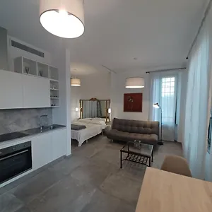 Appia - Loft Con Giardino , Roma Italia